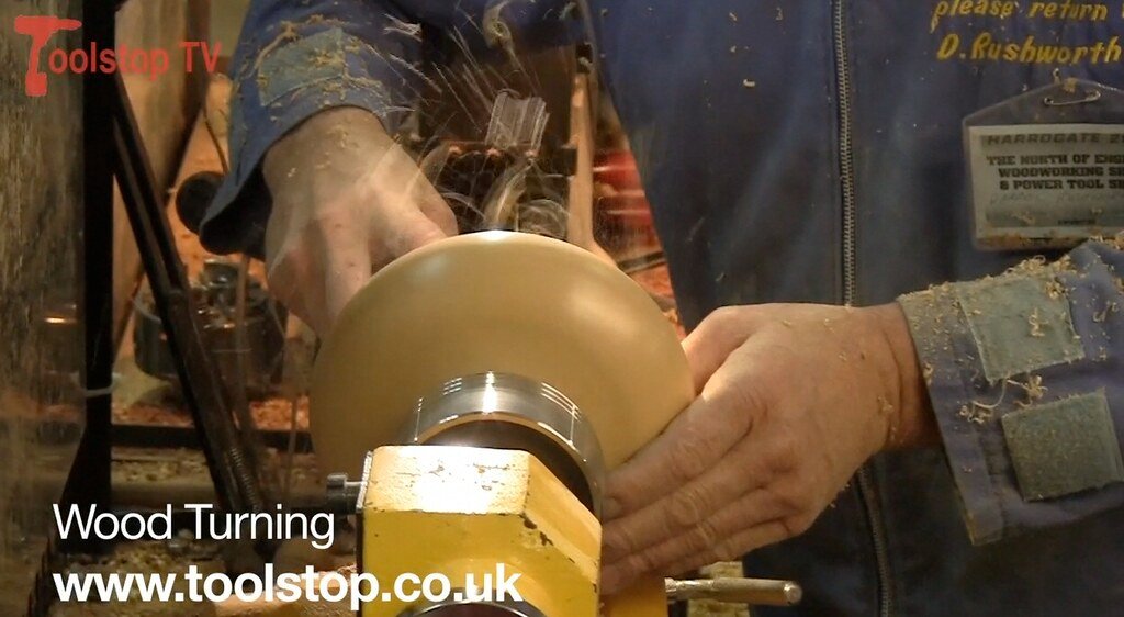Best Bark Spud , for perfect wood Peeling .